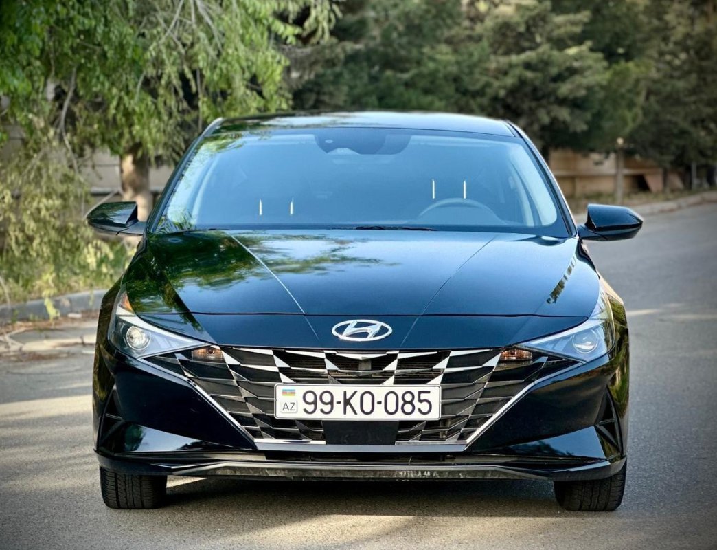 Hyundai Elantra 2023